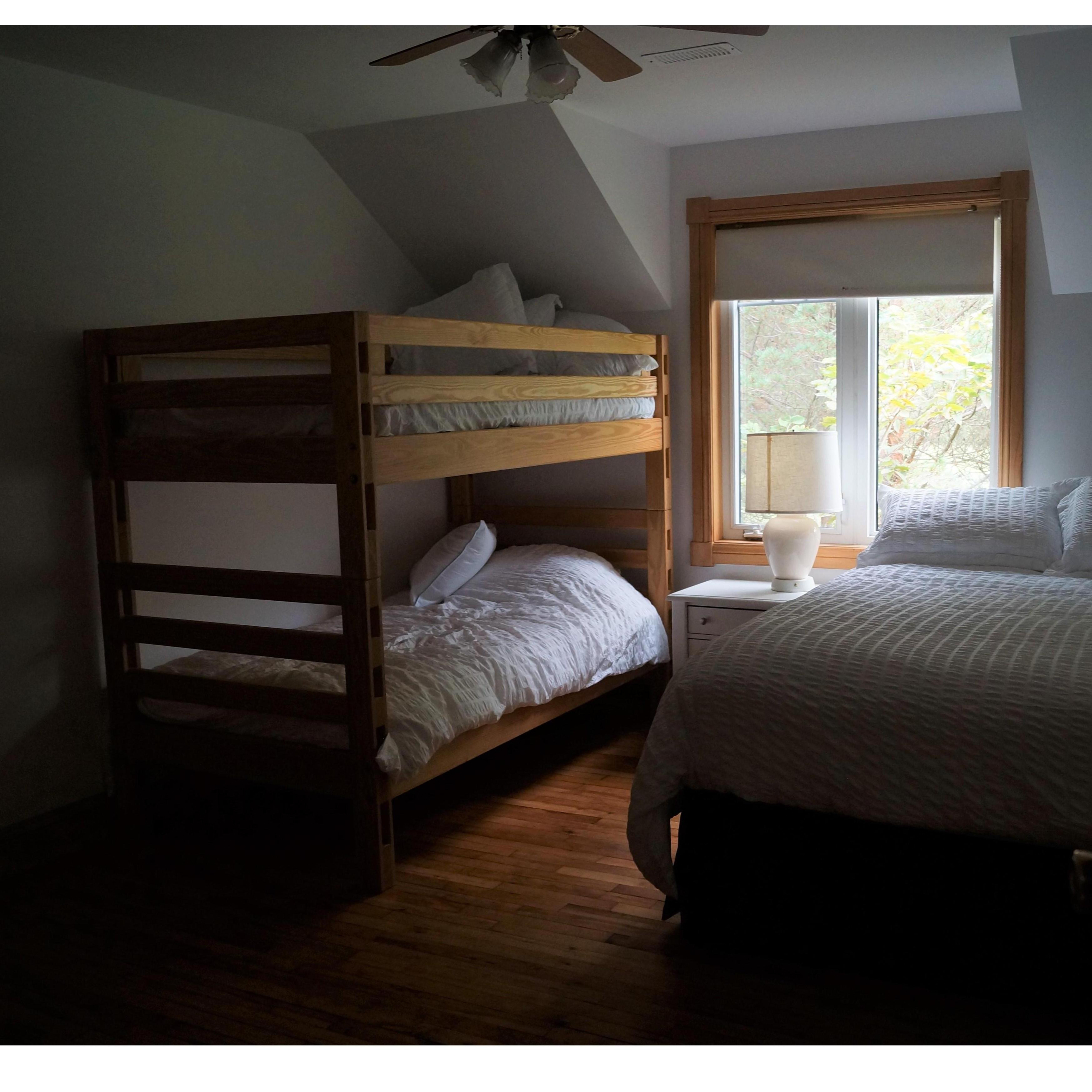 Room in Stonehouse