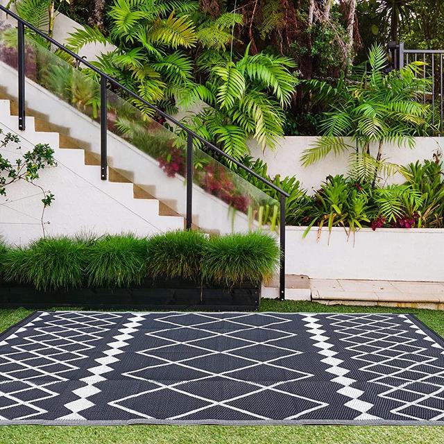 Outdoor Rugs 8x10 for Patios Clearance,Waterproof Mats for Camping,Porch,RV, Portable Plastic Straw Area Rugs Carpet for Picnic,Reversible,Black and White