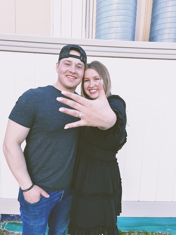 The Wedding Website of Clarissa Hartz and Eric Stout