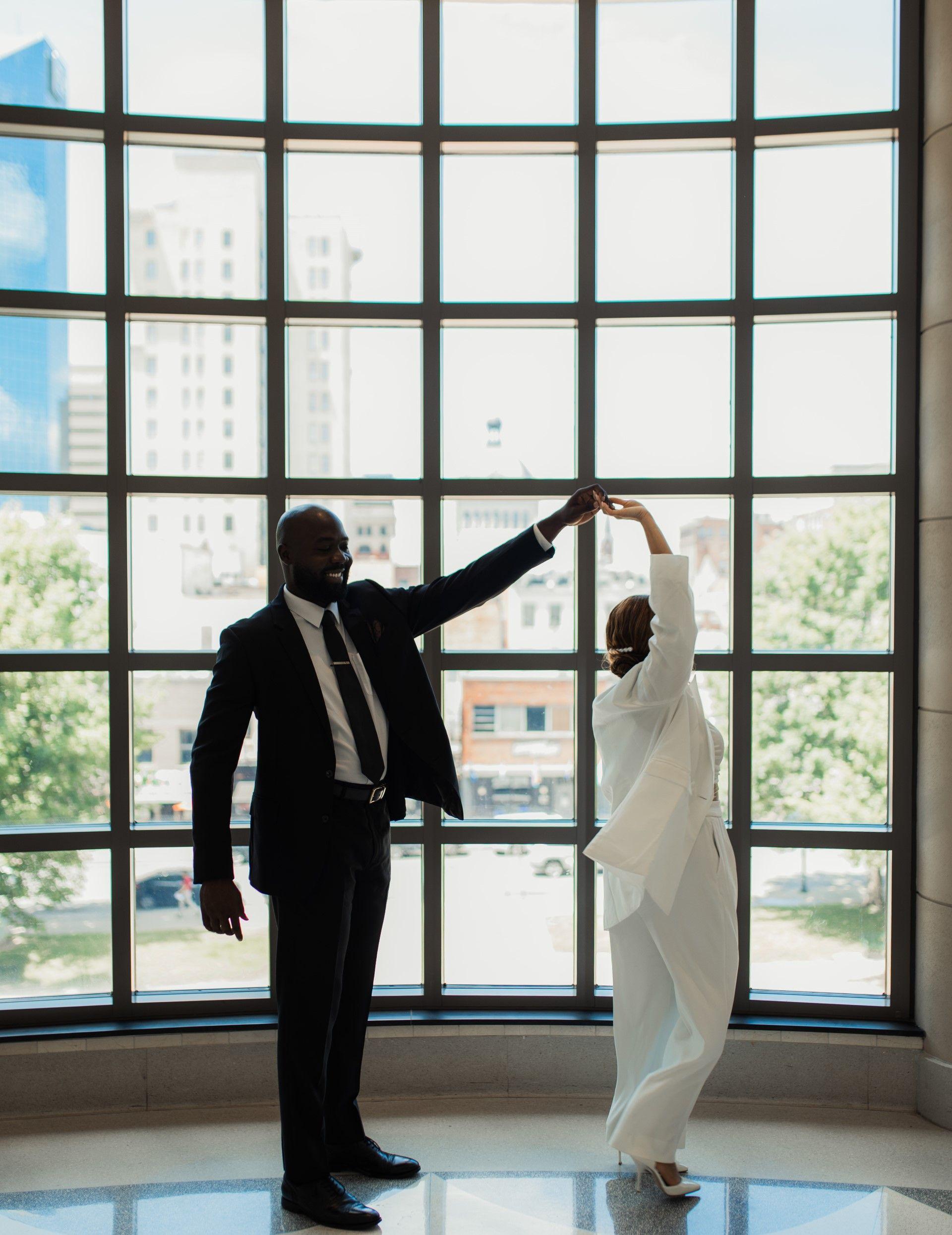 The Wedding Website of Sydney Meaux and Julian Morgan