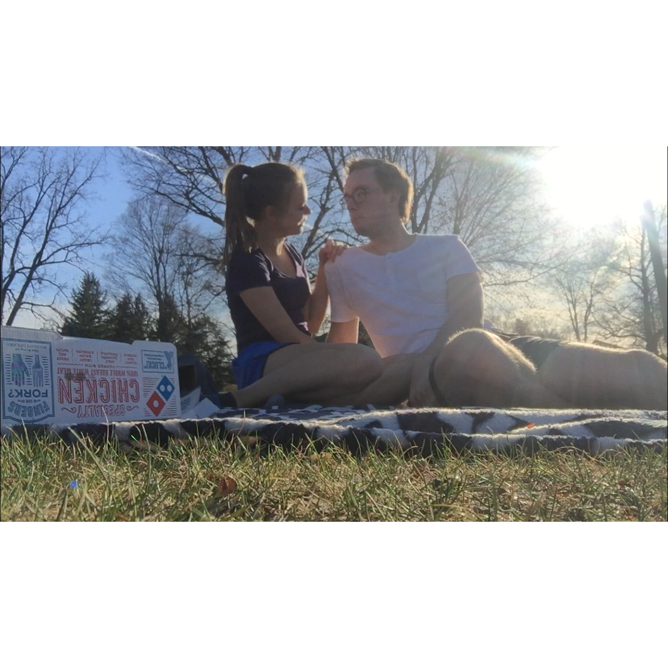 04 . 22 . 18
One of our favorite things to do at school was have little picnics when the weather was warm. Before I became allergic to everything, we'd always order gluten free pizza and BBQ nuggets.