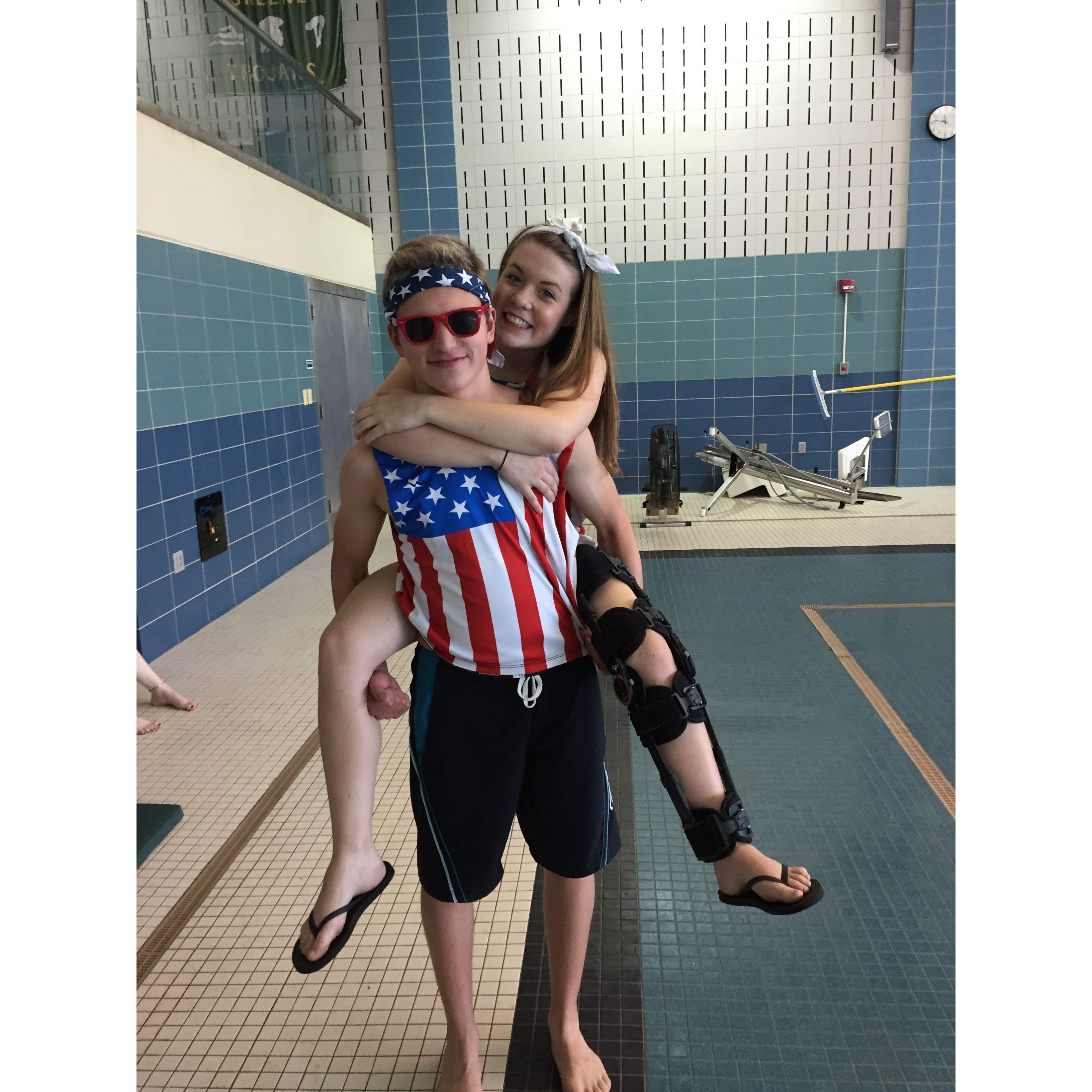 The first piggy-back picture that started them all.