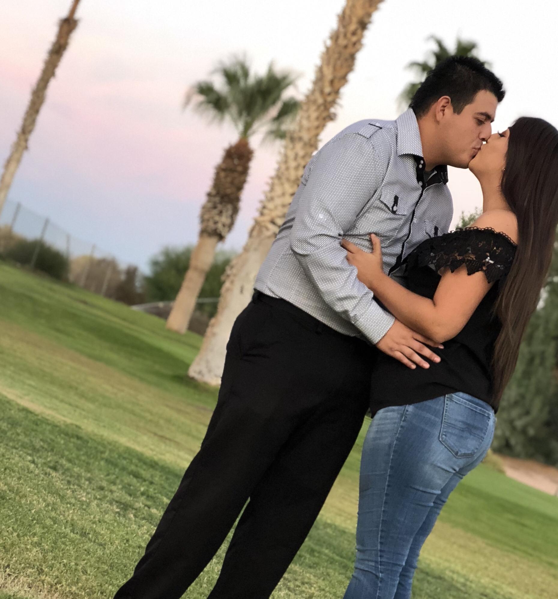 The Wedding Website of Diana Calderon and Osiel Zuniga