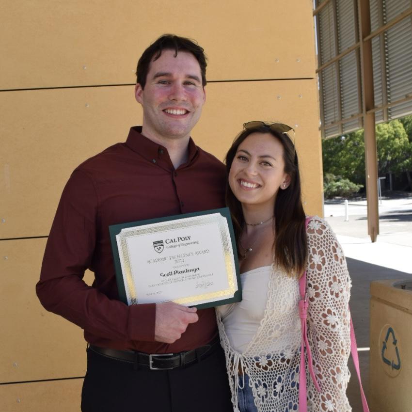 June 10, 2022
Scott graduated with his Master's in Aerospace Engineering from Cal Poly SLO & earned an award for Academic Excellence!