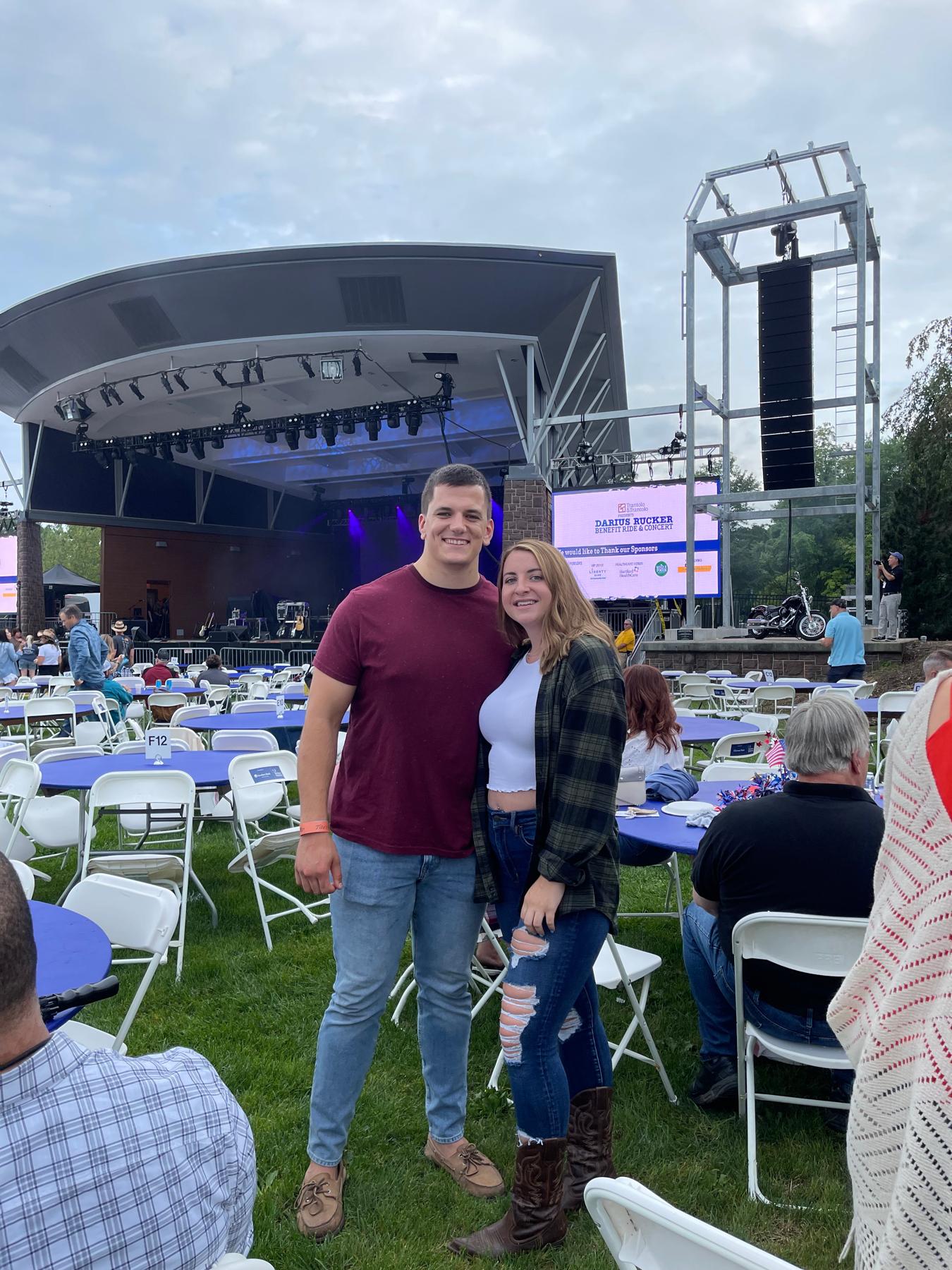 8.28.2021 - Darius Rucker concert!!