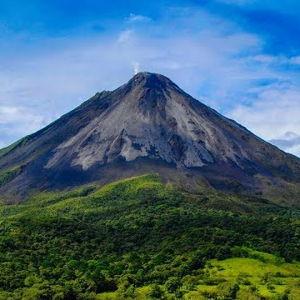 Guided Hike around Arenal Volcano
