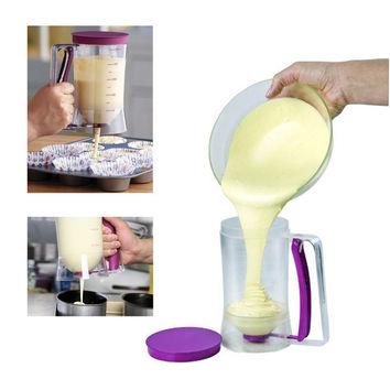 900ml Pancakes Muffin Cupcakes Pastry Jug Plastic Practical Cake Cooking Tools Kitchen