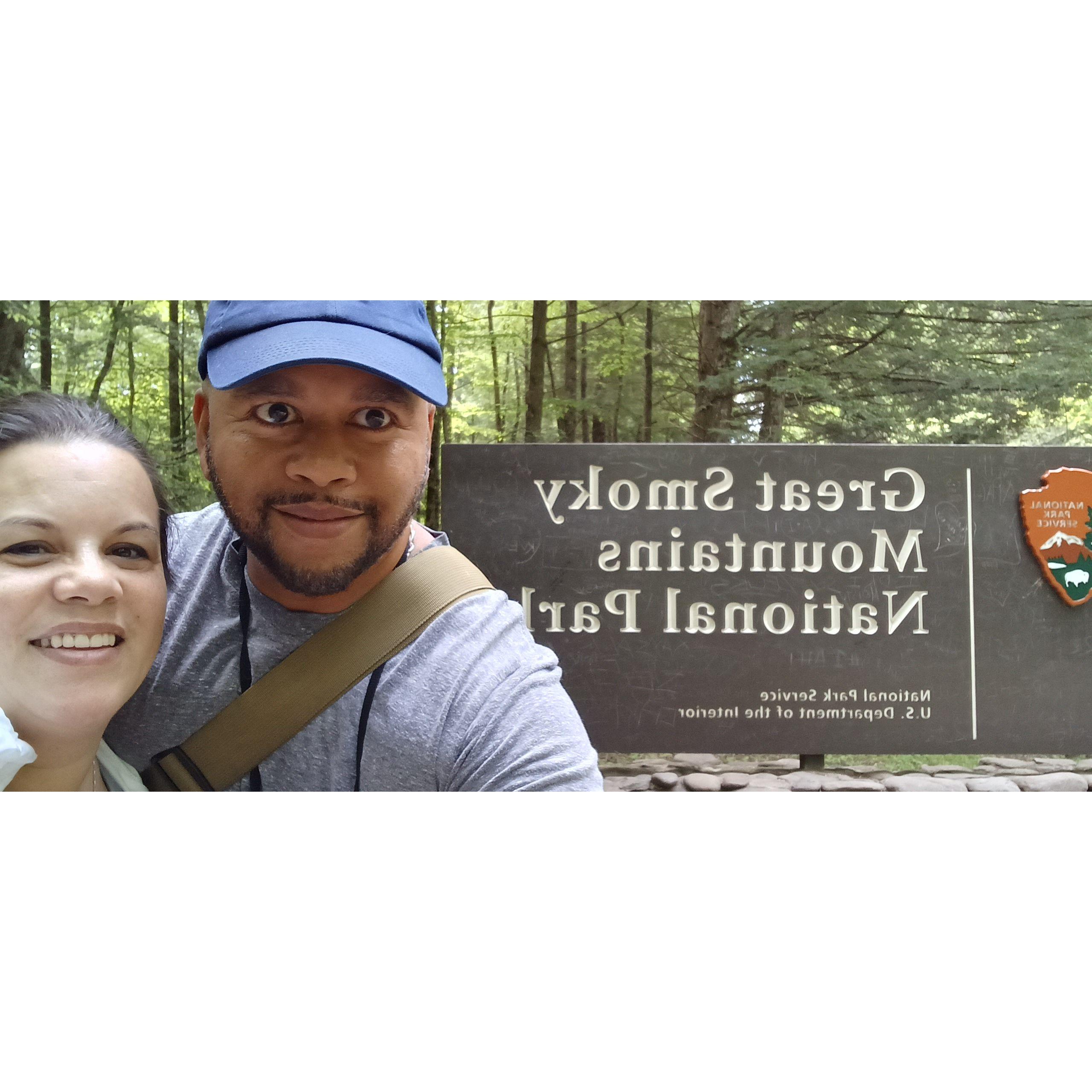 Hiking in the Great Smoky Mtn in Pigeon Forge, TN