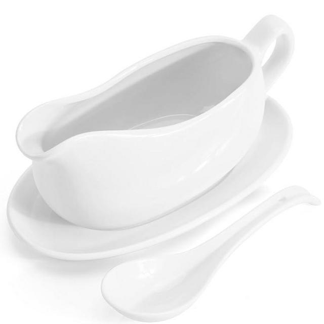 LoeJan 17OZ Gravy Boat with Depth Spoon & Tray, Ceramic Sauce Serving Dish, Easy-Pour Big Dripless Lip Spout Serveware Set For Salad Cream Milk Broth Black Pepper Pumpkin Thanksgiving Halloween