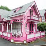 Martha’s Vineyard gingerbread cottages