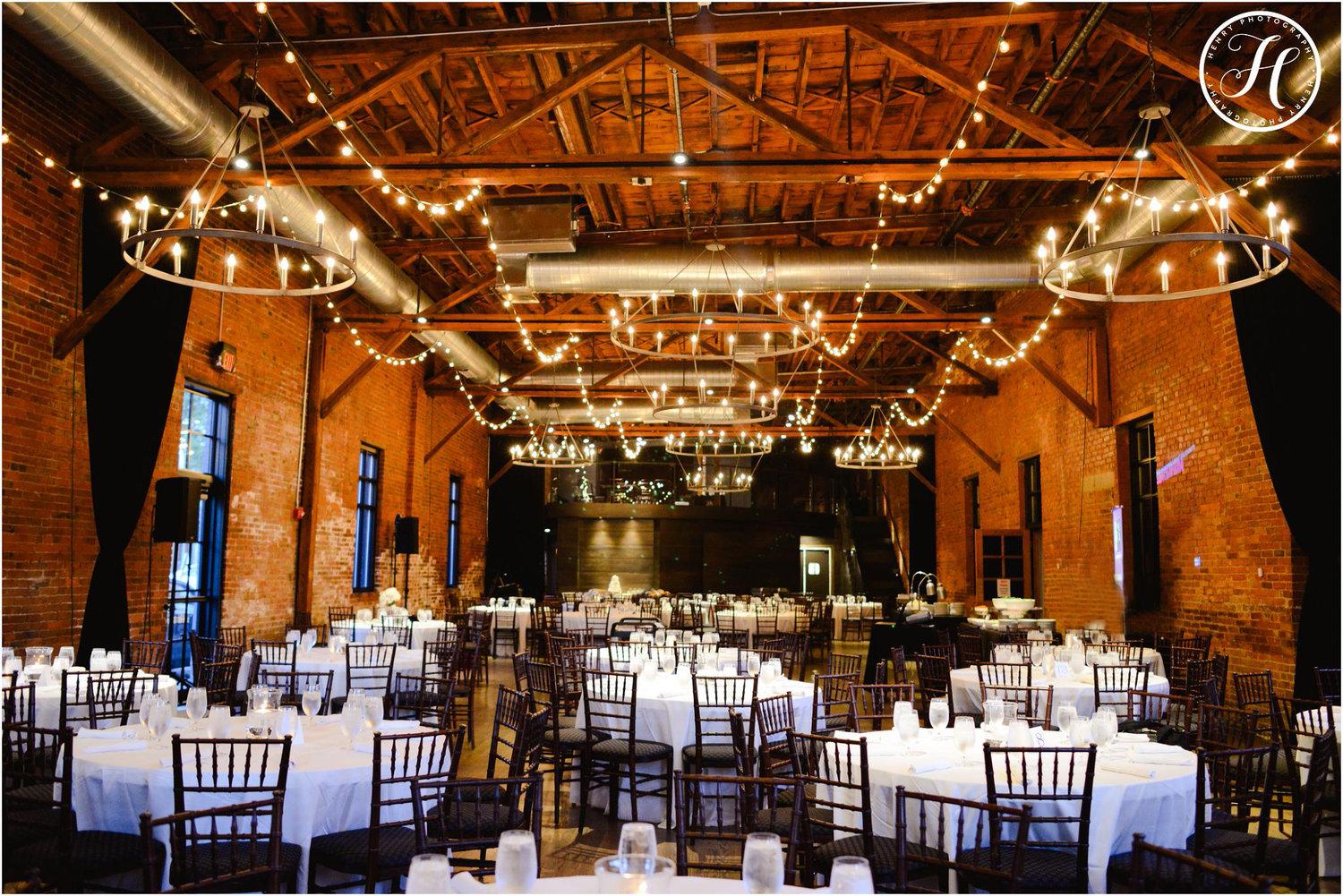 The Wedding Website of Jennifer Lopez and Marc Finch