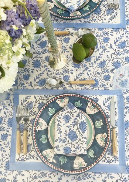 Snowdrop Blue Placemats - Set of 4 with Dinner Napkins