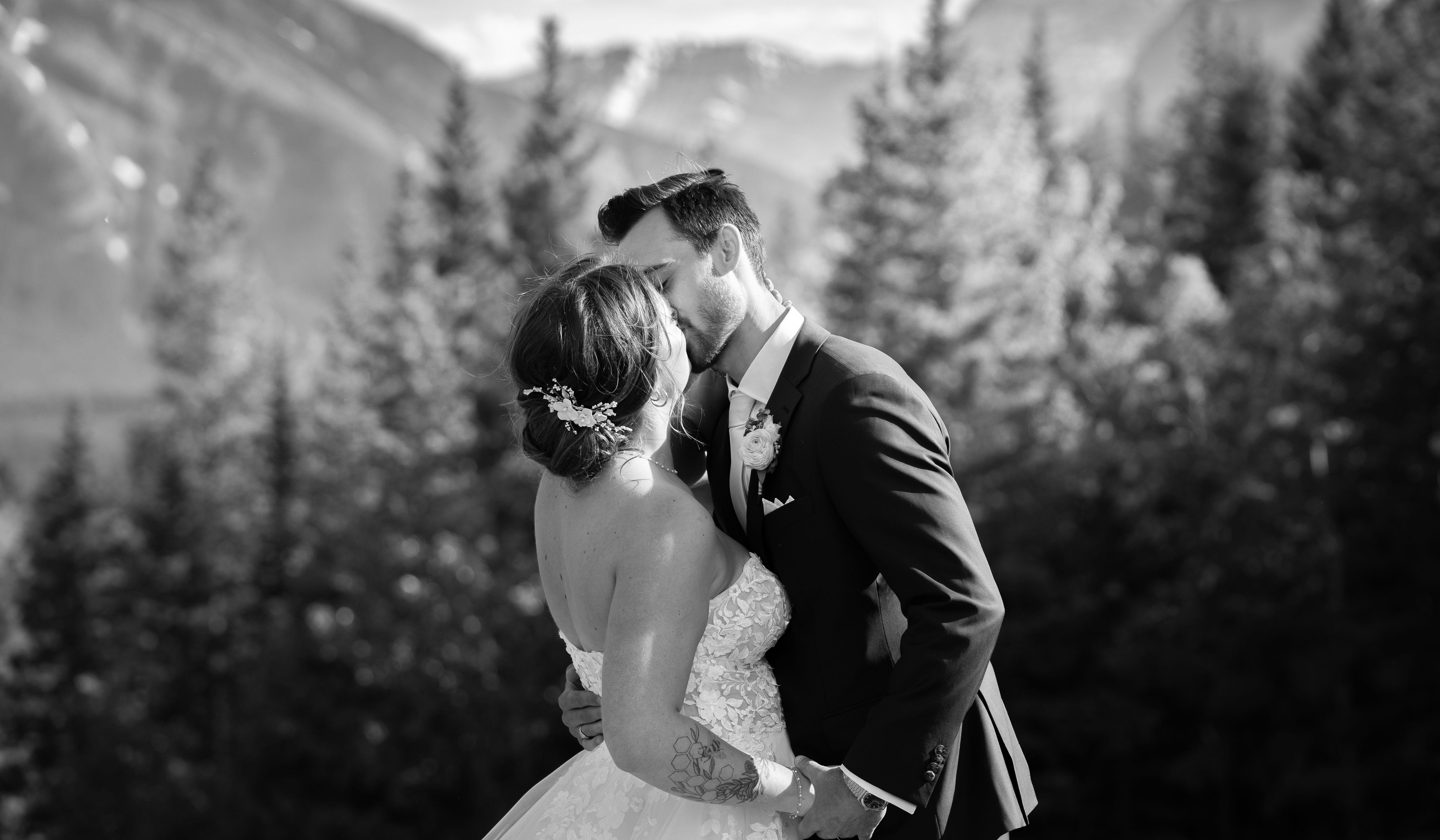 Madrigal Cox Wedding: Celebrate With Us! - d8me8d9