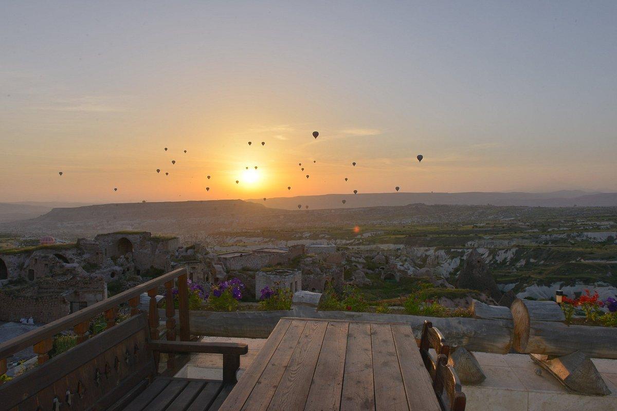 The Wedding Website of Kristine Requiño and Jerry Mayo