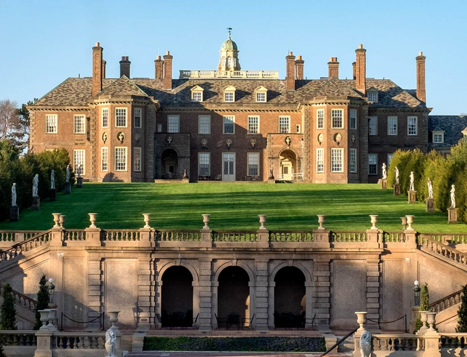 The Wedding Website of Martha Buckley and Connor Walsh