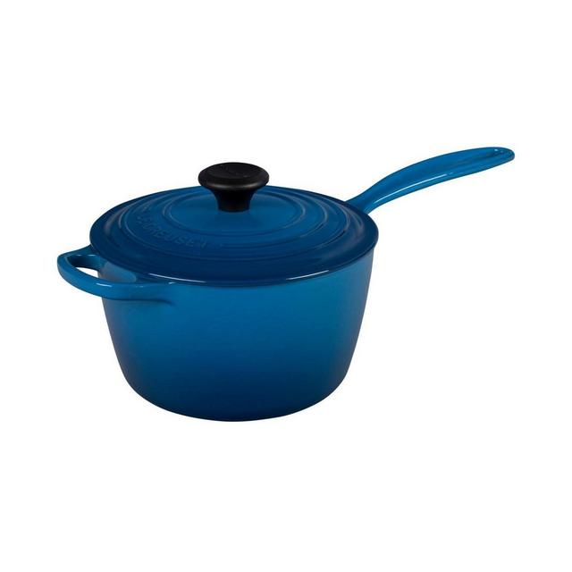 Le Creuset 2.25-Qt. Signature Saucepan