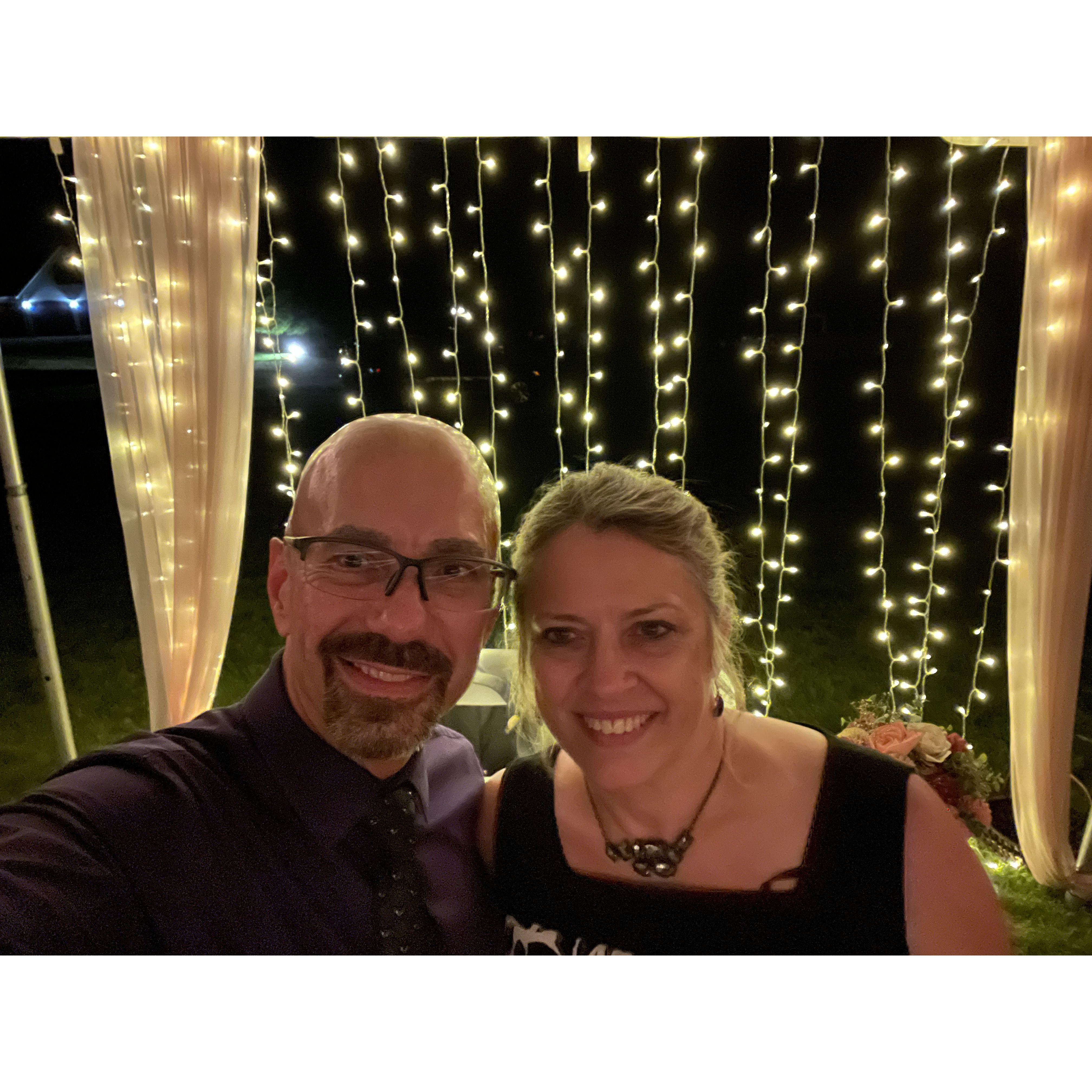 A wedding 💒 that we attended over the summer for Alisha & Wyatt, my son & daughter in laws Brother and sister in law .  Fun 🤩 Fun 🤩 fun 🤩!