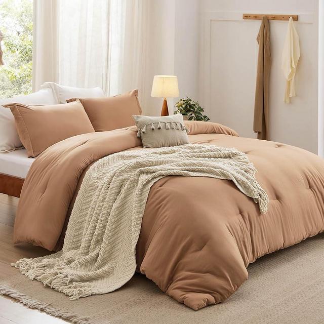 Bedsure Queen Comforter Set with Throw Blanket - 5 Pieces Boho Bedding, Down Alternative Bed in a Bag，Burnt Orange Bed Set with Comforter, Pillow Shams, Throw Pillow, Chenille Blanket