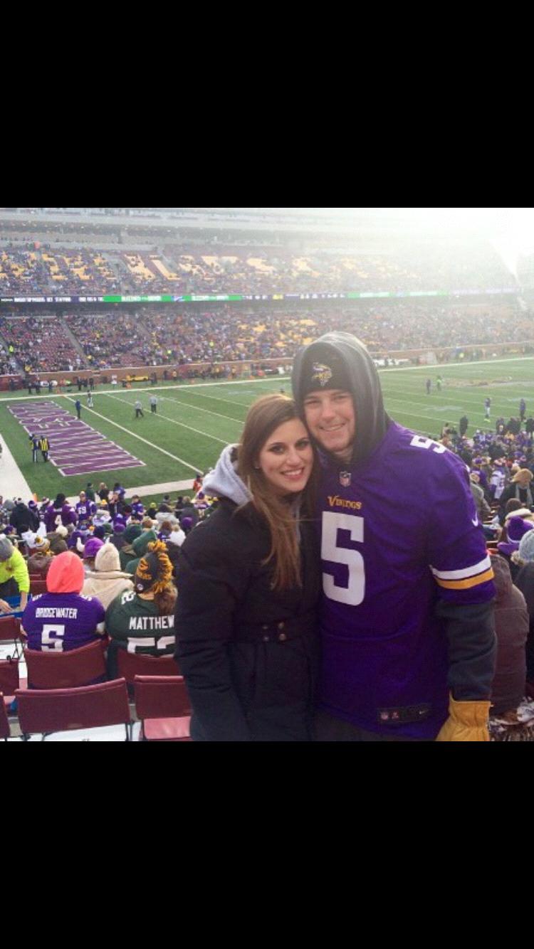 Cheering on the Vikings at TCF stadium [Vikings/Packers game]