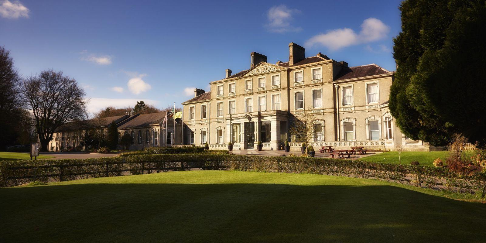 The Wedding Website of Matt Yerkes and Aoife Jacob