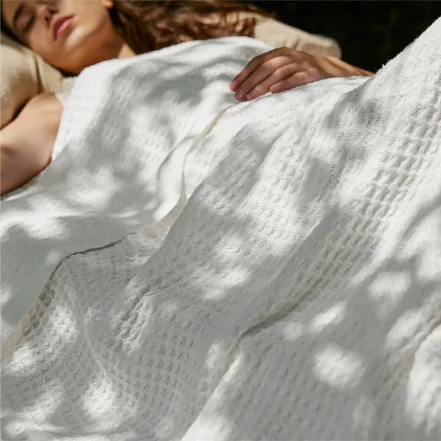 Bedsure-Waffle Weave 100% Cotton Solid Blanket 90*90 Queen Size White , Breathable and Soft, Waffle Weave Blanket for All Season, Bed Blanket, Best