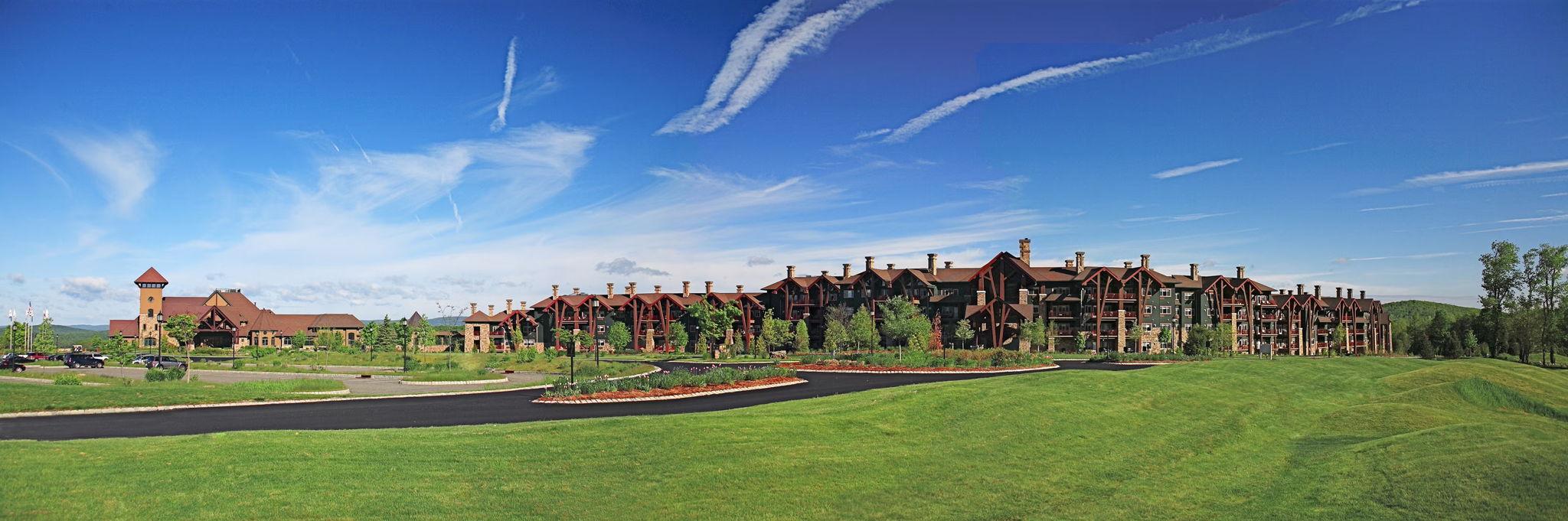 The Wedding Website of Frances Williams and Alexander Milla