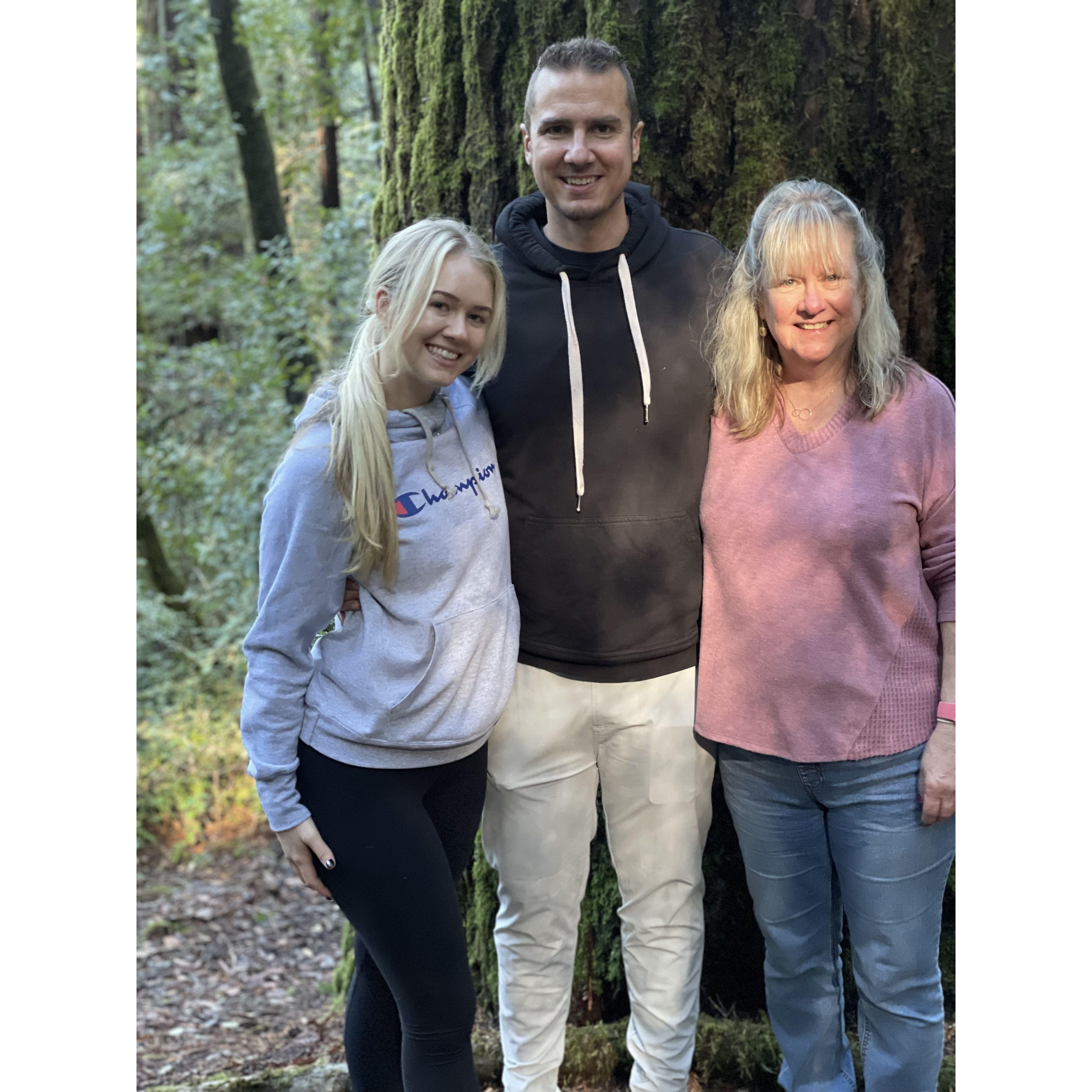 When Emily's mom came to visit in Ukiah