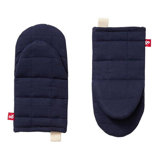 Hedley & Bennett Oven Mitts - Heat Resistant Kitchen Mittens - Baking Gloves with Hanging Loop - 100% Cotton Outer and Lining; 100% Polyester Filling - Blueberry Blue