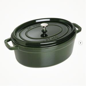Staub Cast Iron 7 qt, Oval, Dutch Oven, Basil