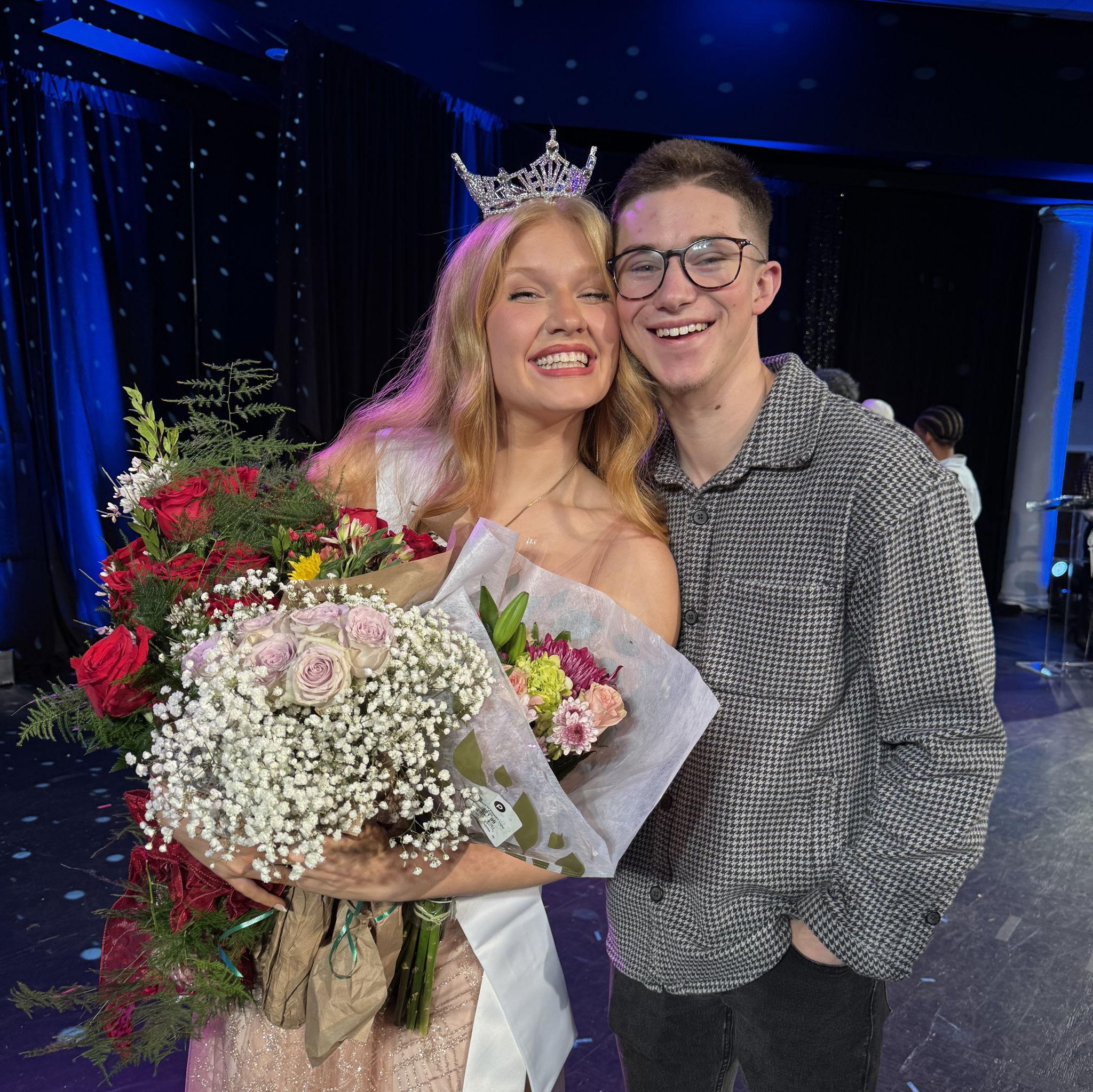 THE most supportive boyfriend, two whole weeks into our relationship!