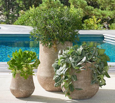 Outdoor Planters & Garden Accessories