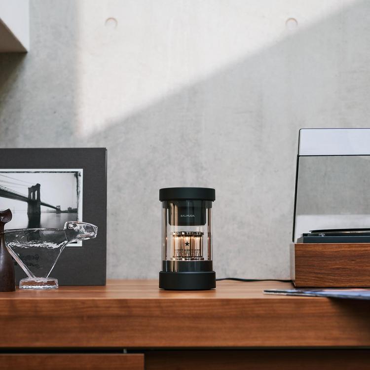 BALMUDA, The Speaker | Zola