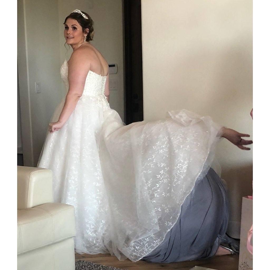 Ivy and her Maid of Honor . . .