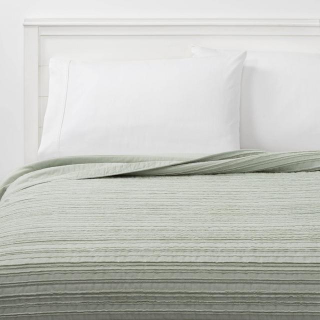 Full/Queen Clipped Texture Quilt Light Sage Green - Threshold™