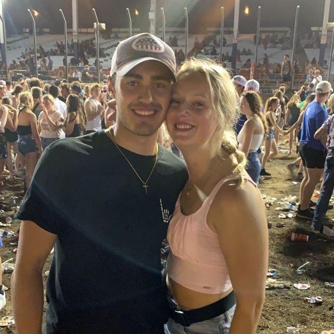 Our first date <3 Country music festival!