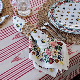 Mirabelle Napkin, Set of 4