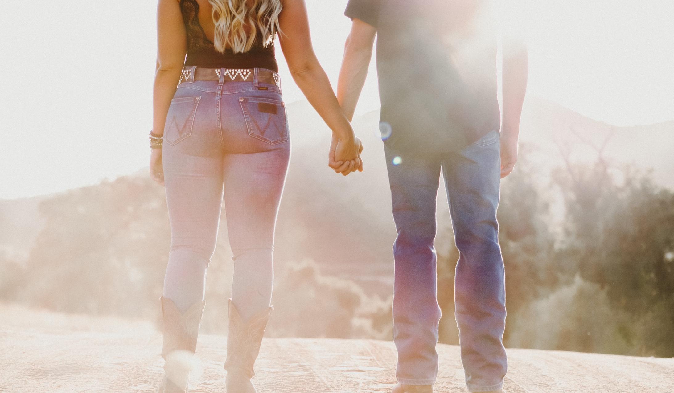 The Wedding Website of Teal Lundgren and Gavin Sinclair