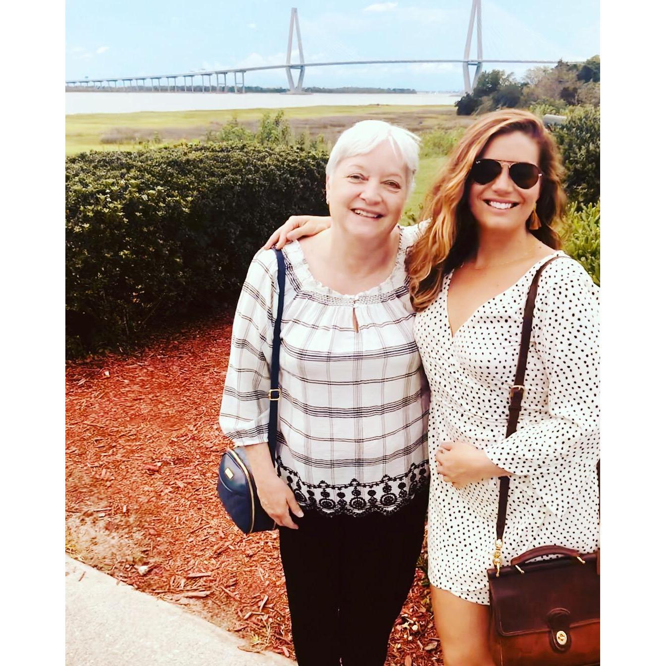 Me and MOM, look how cute she is!!!