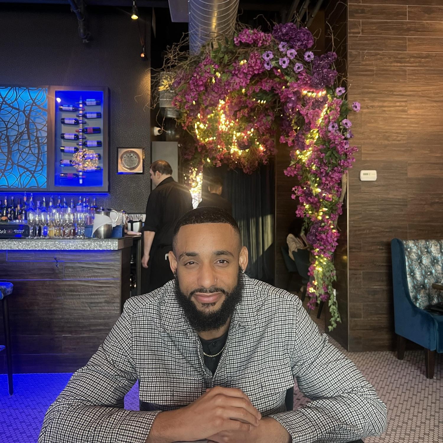 I snapped this photo on our second date to send to the group chat 🤣