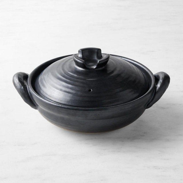 Williams Sonoma Traditional Donabe Clay Pot