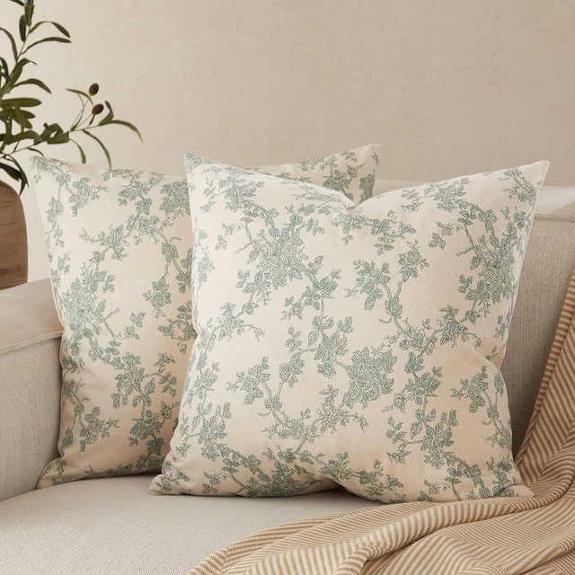 YZJZEDS 100% Cotton French Pastoral Throw Pillow Covers Set of 2, 18x18 Inch Vintage Green Farmhouse Decorative Cushion Covers for Sofa Bed Living Room Home Decor