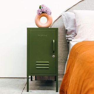 The Shorty to the Left Locker