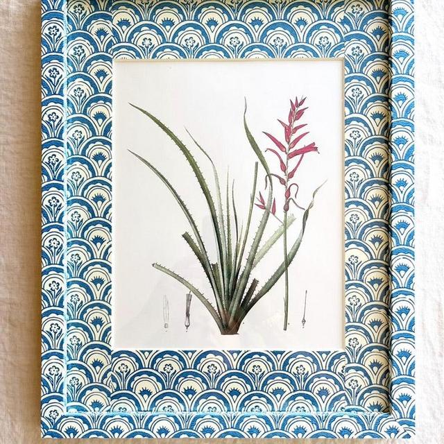 Naria Frame 12 x 15" - v2