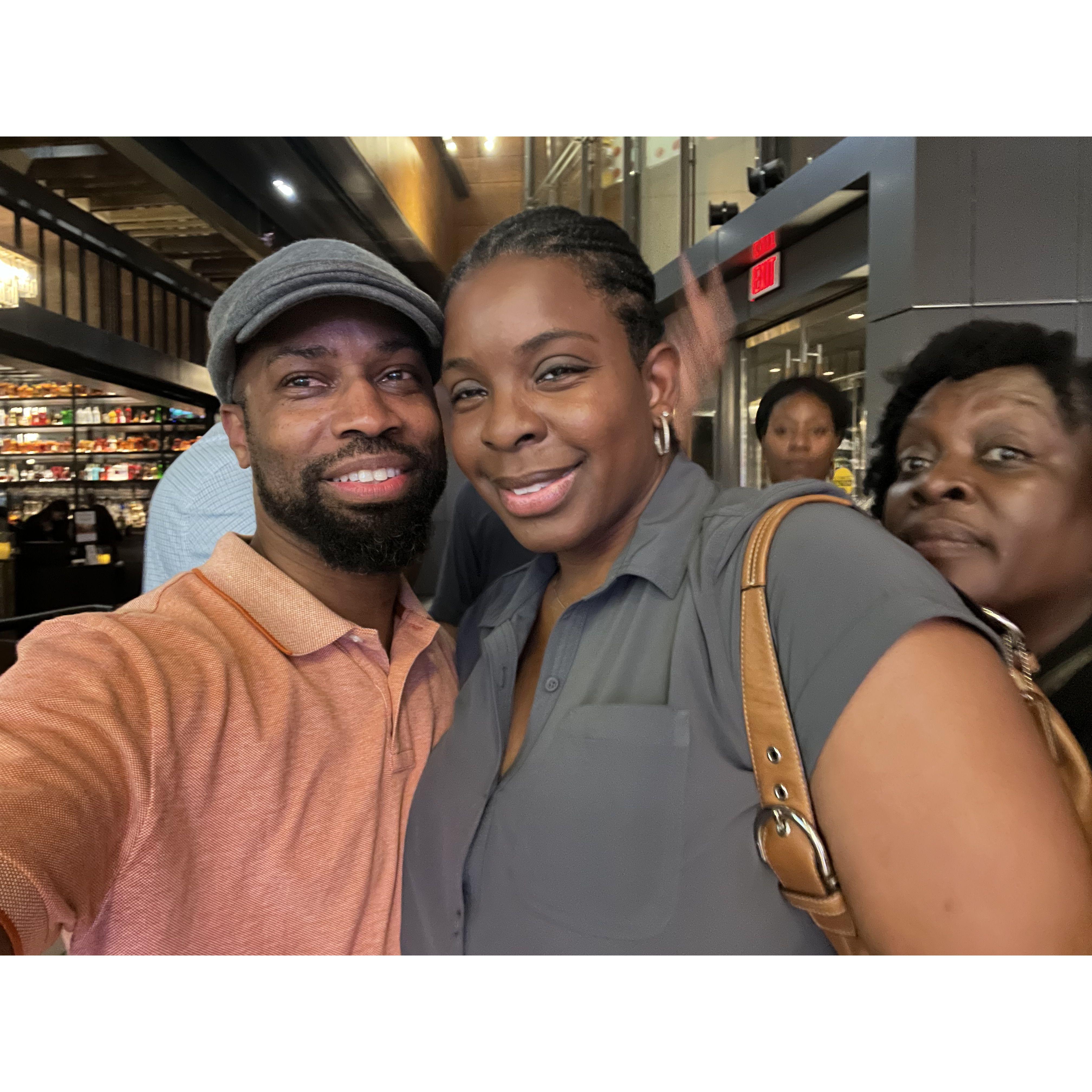 When you’re trying to take a cute couple selfie… and the whole crew wants in on the fun! ❤️📸 #PhotobombedWithLove #FamilyMoments”