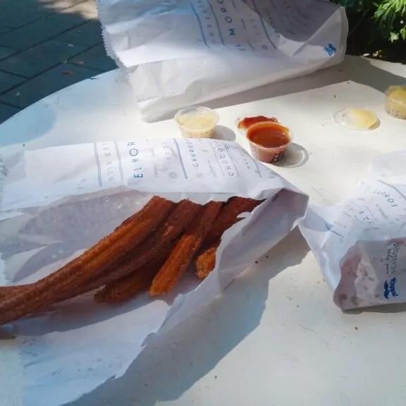 Churros & coffee: Churrería el Morro