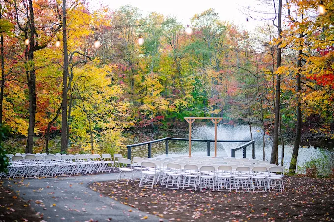 The Wedding Website of Shalee Skoog and Eli Farmer