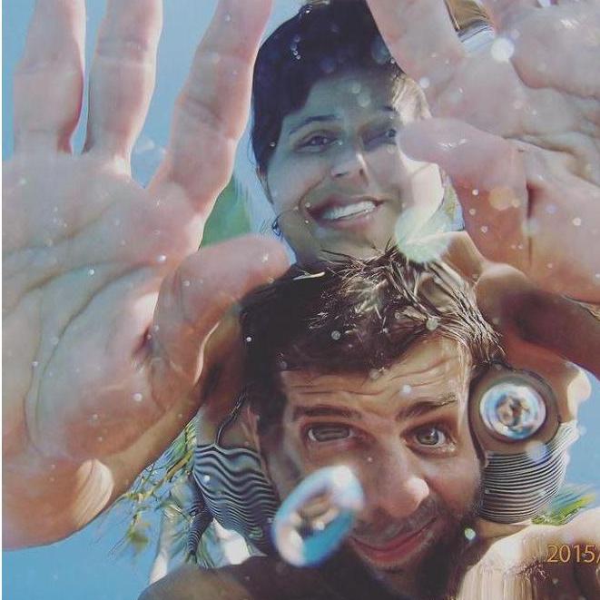 Una de nuestras primeras vacaciones juntos! Cuando descubrimos que la camara de fotos sacaba fotos abajo del agua