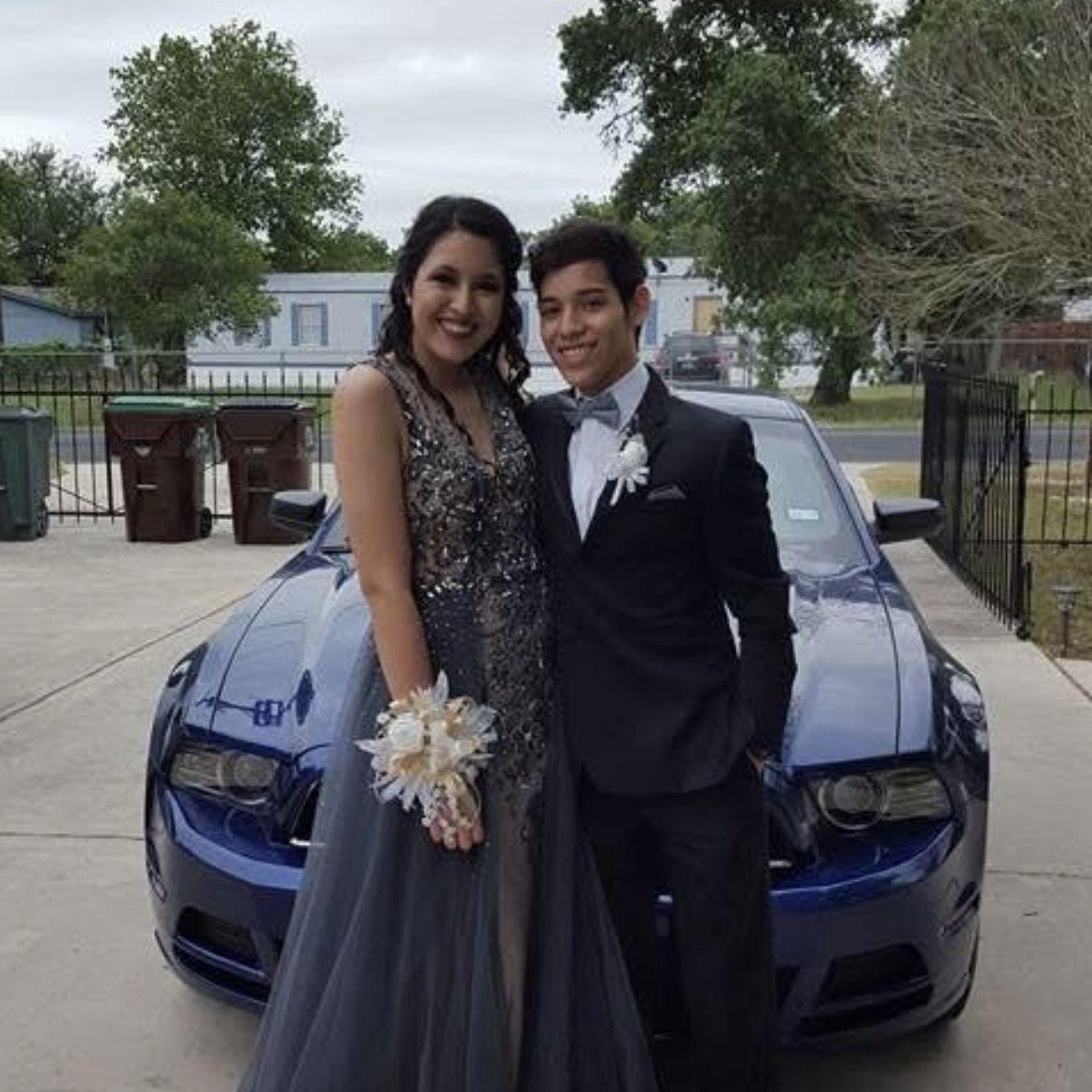 (2017) Prom