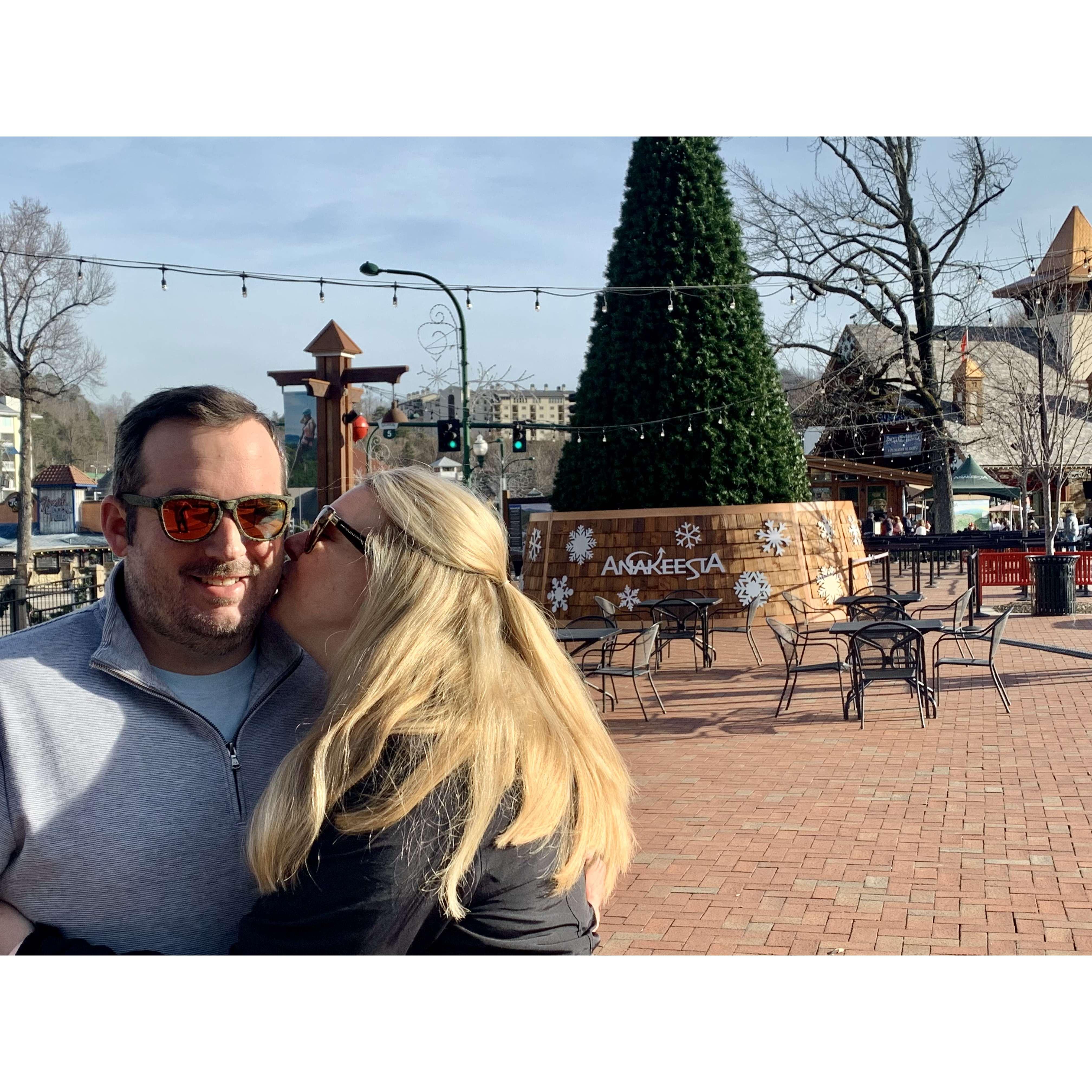 Christmas Day kisses in Gatlinburg, TN. 2021