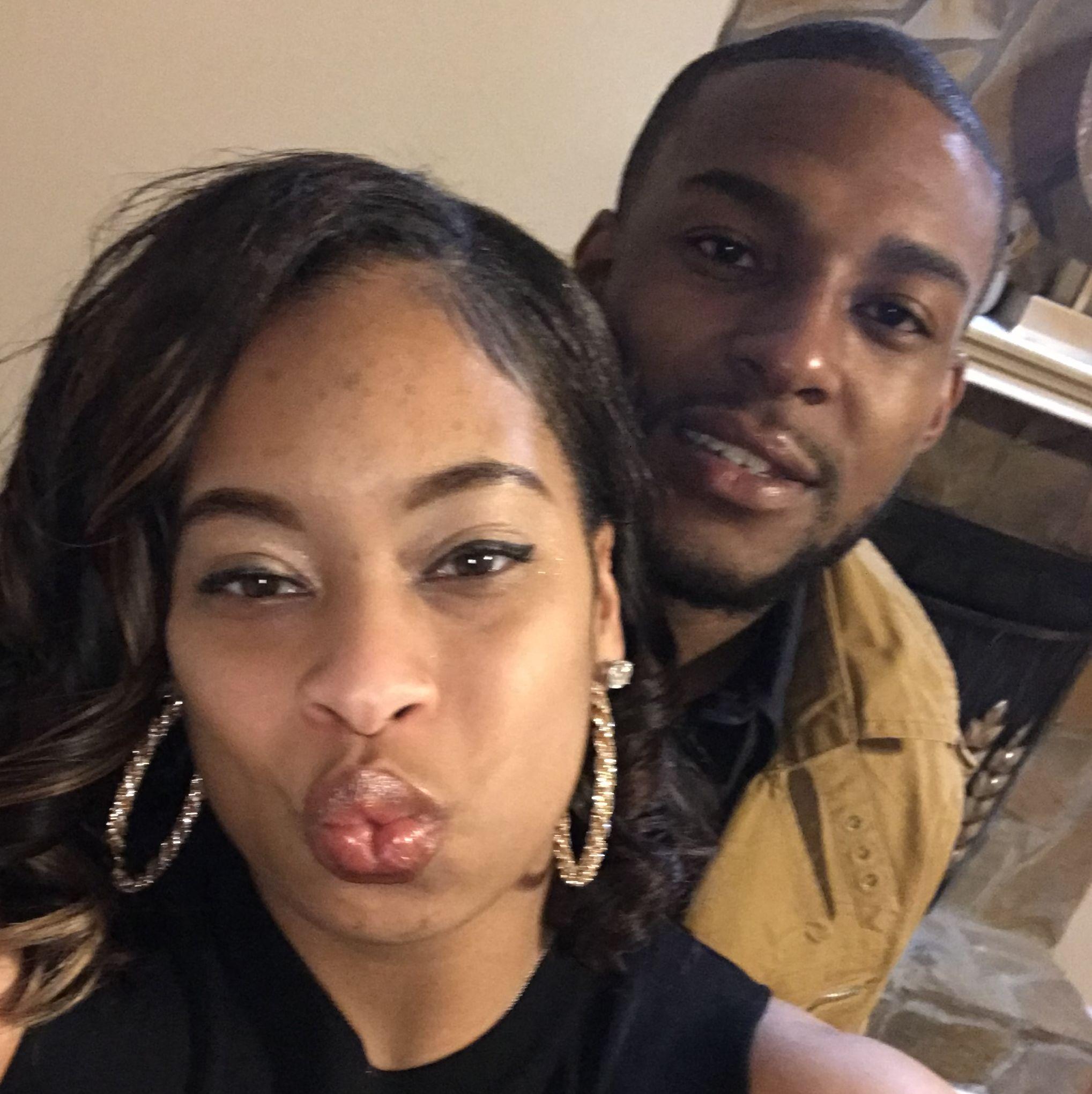 margot-hoyer-and-melvin-hoyer-s-wedding-website